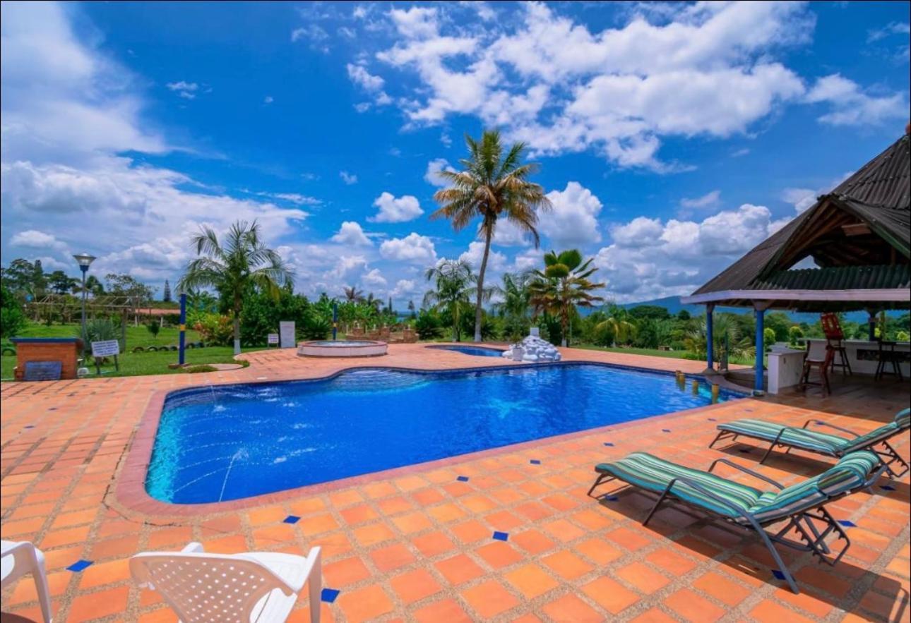 Finca Hotel El Ocaso Quimbaya Bagian luar foto