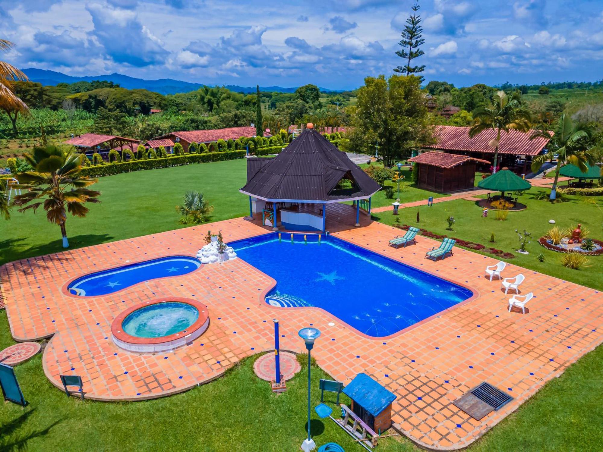 Finca Hotel El Ocaso Quimbaya Bagian luar foto